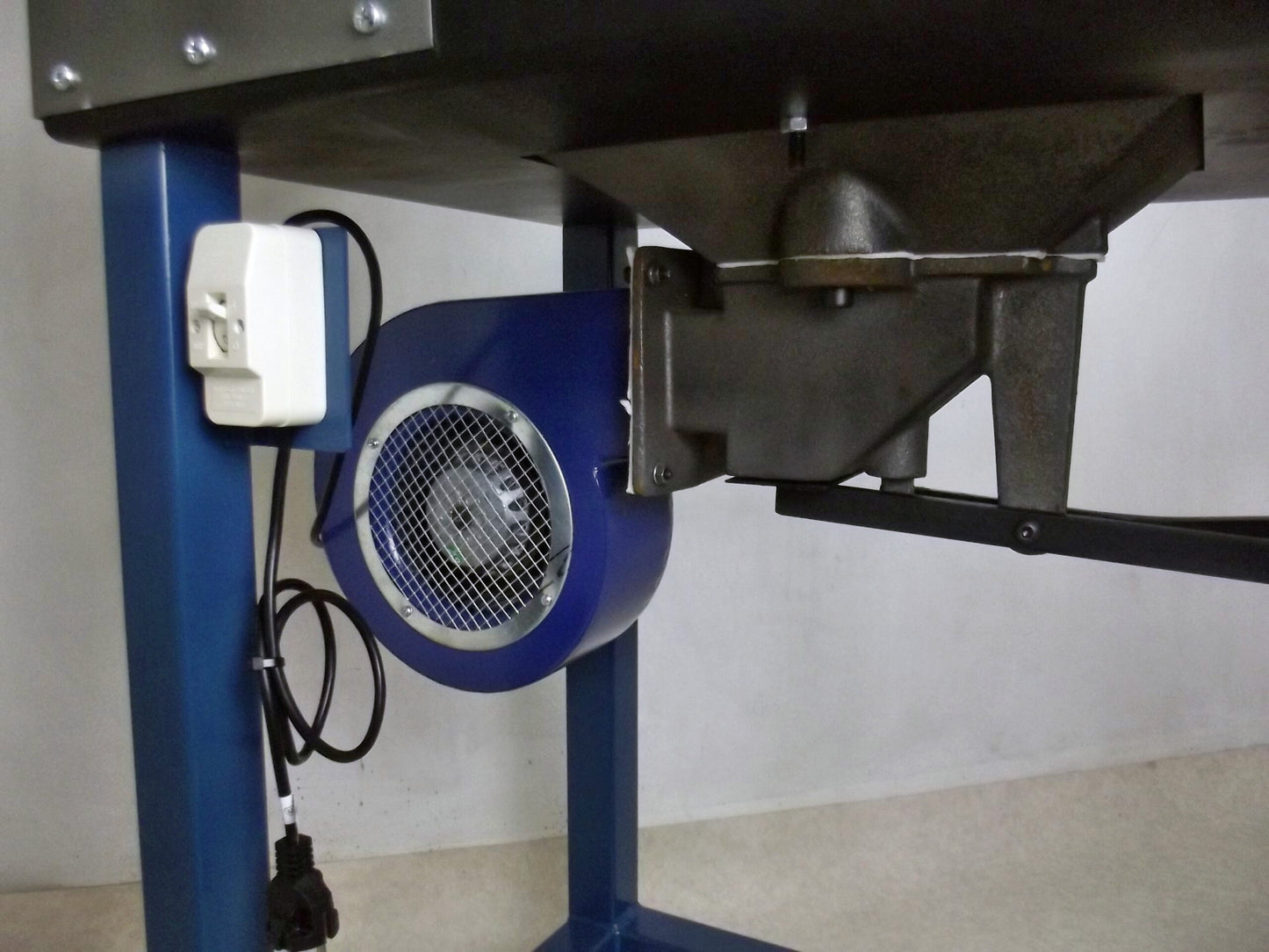 Becma Solid M - Blacksmith Forge