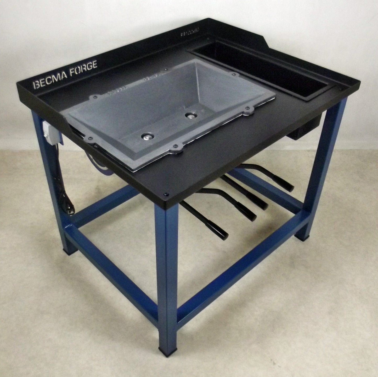 Becma Quench XXL - Blacksmith Forge
