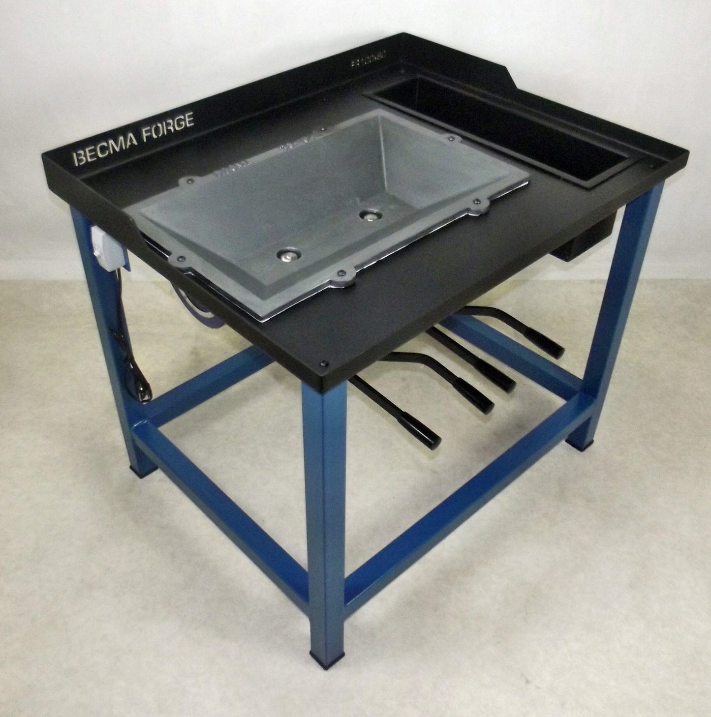 Becma Quench XXL - Blacksmith Forge