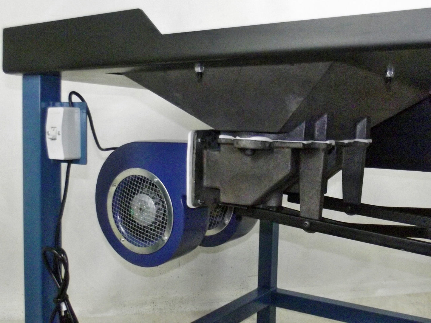 Becma Quench XXL - Blacksmith Forge