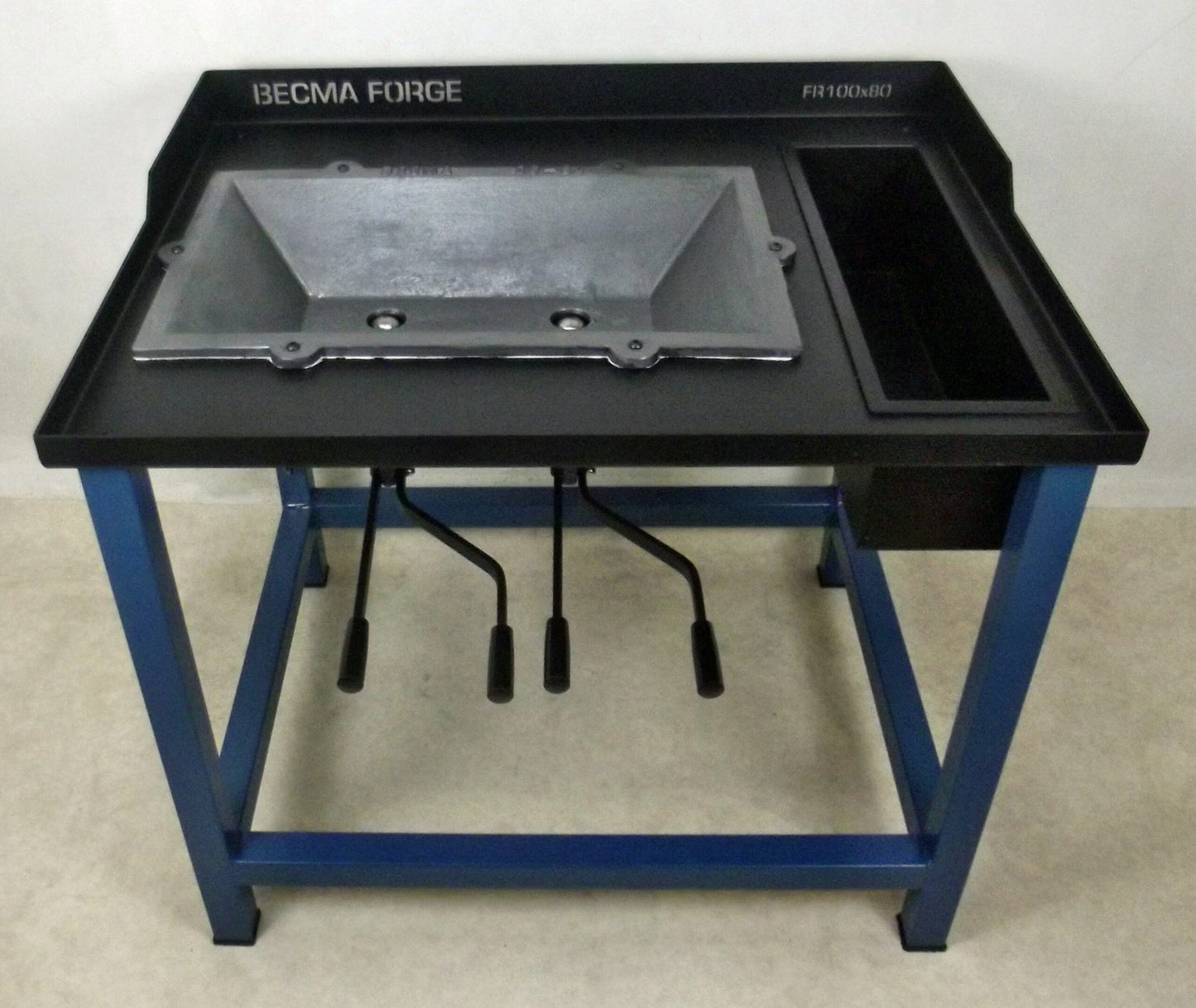 Becma Quench XXL - Blacksmith Forge
